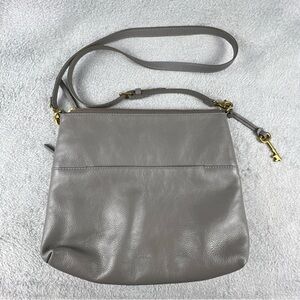 Fossil Fiona Large Leather Crossbody Bag Purse Gray Brass Gold Key Zip